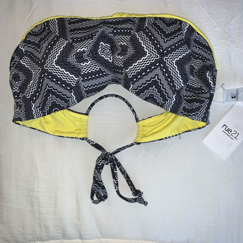 *NWT* Rue 21 TiniBikini Yellow & Black Biking Top